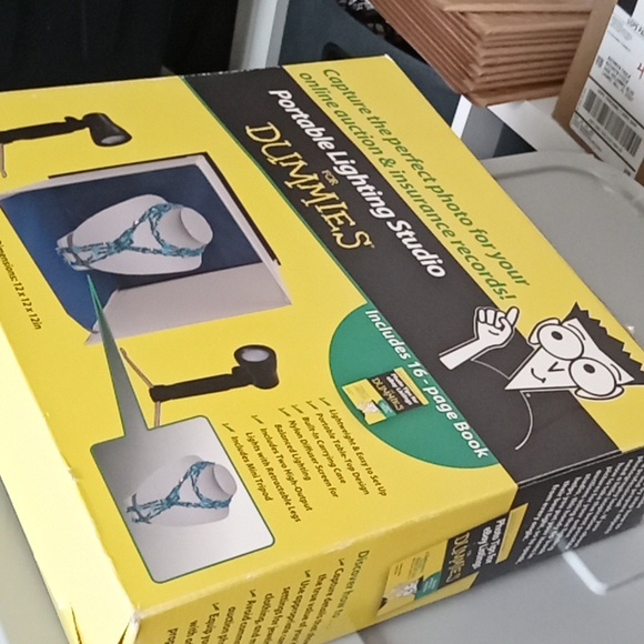 Portable Lighting Studio - Picture 2 of 7